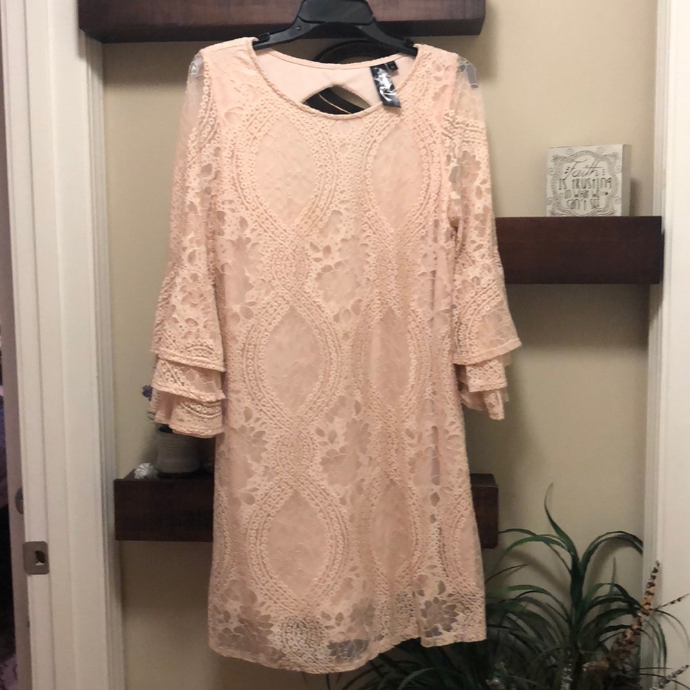 Women’s dress